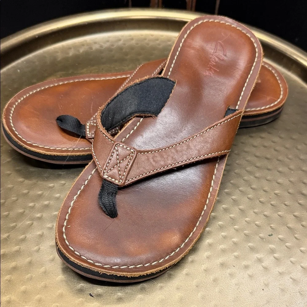Clark’s Brown Leather Flip Flops - Picture 1 of 6